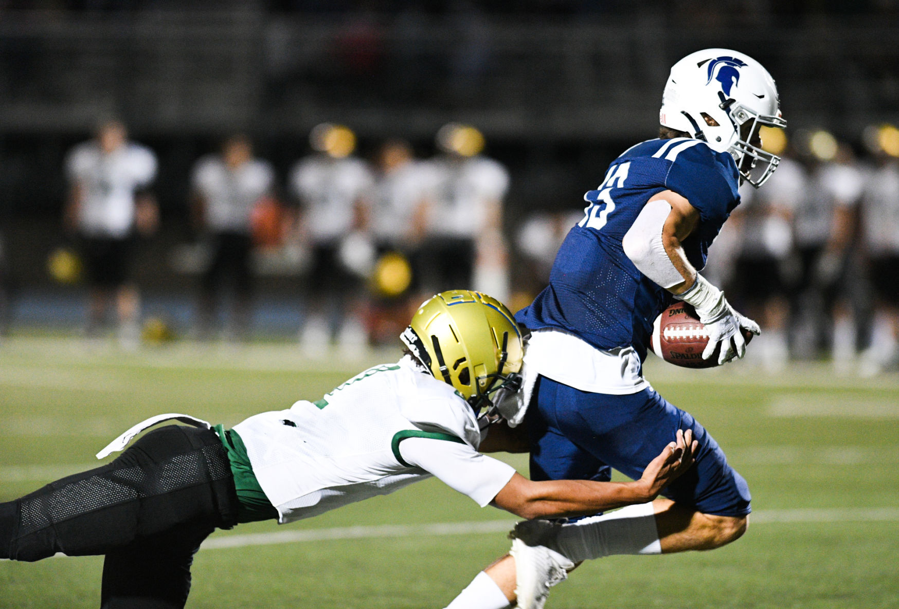 110620-qc-spt-icw-pv-football-019